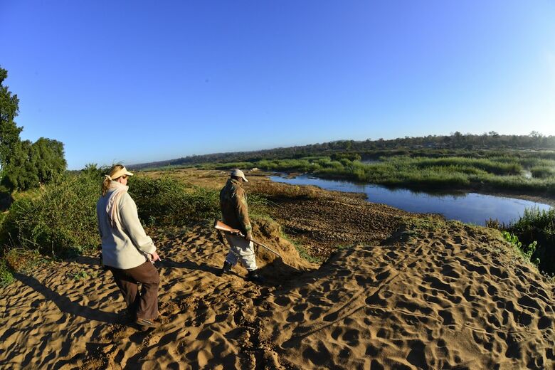 Mtomeni Safari Camp