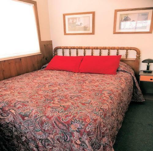 Hotel Clear Lake Resort