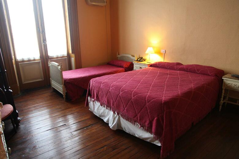 Hotel Reina