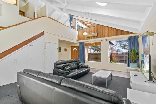 Apartamentos Black Dolphin Waterfront Townhouse - Bay Views