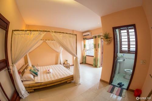 Tam Family Homestay