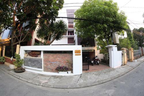 Tam Family Homestay