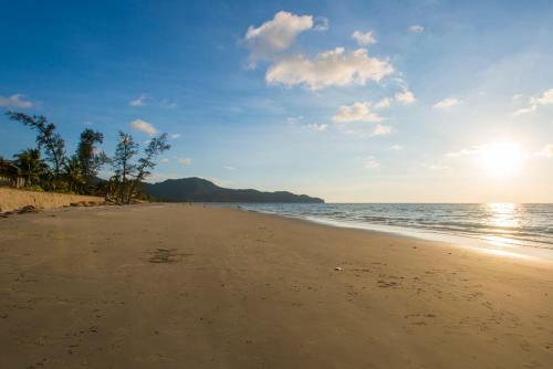 Sabah Beach Villas & Suites
