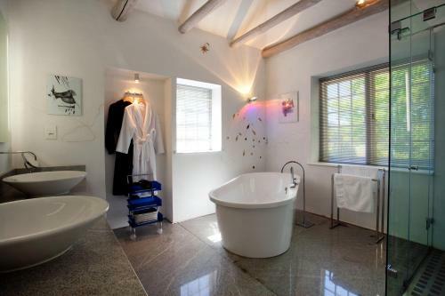 Bed & Breakfast All�e Bleue Wine Estate