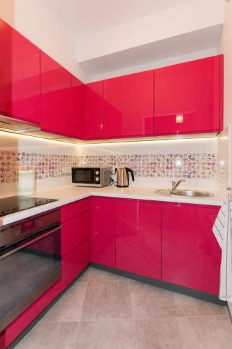 Pop Art Apartments