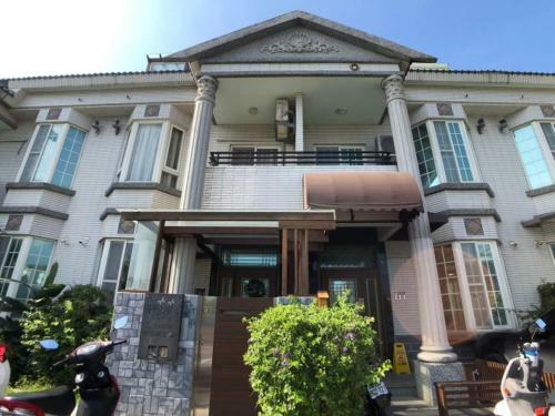 Pretty B&B