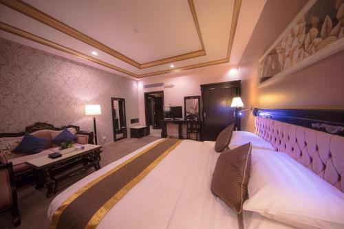 Levant Hotel