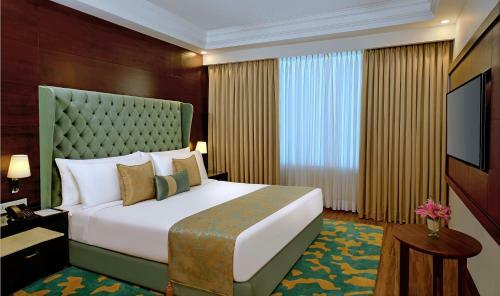 Hotel Radisson Chandigarh Zirakpur