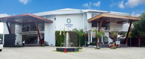 Hotel Lavenro Garden