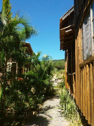 Hostal Recanto Das Brom�lias Chal�s