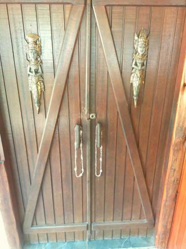 Hostal Recanto Das Brom�lias Chal�s