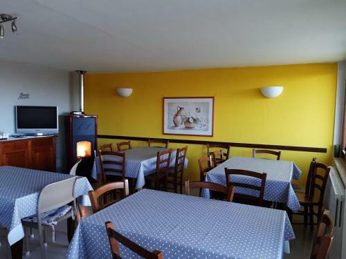 Albergue Punto Tappa Pit Stop - Affittacamere E Trattoria