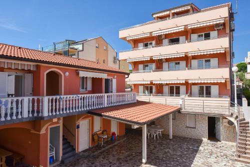Apartments Fusion