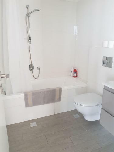 Apartamento Enjoy Views Of Jerusalem From Chic Flat