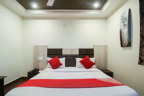 Oyo 10745 Hotel Tuli's