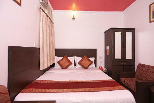 Radiant Hotel