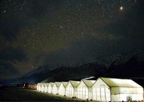 Bed & Breakfast Tih Attic Camp Pangong