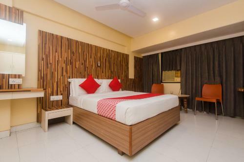 Oyo 22007 Hotel Kuber Hospitality