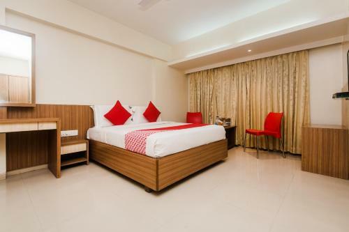 Oyo 22007 Hotel Kuber Hospitality