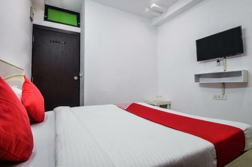 Oyo 23296 Hotel Quality Time