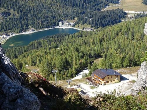 Hostal Rifugio Col De Varda