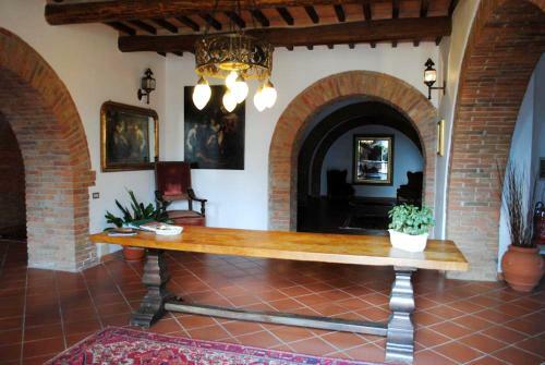 Vescovado Villa Sleeps 22 Pool Wifi