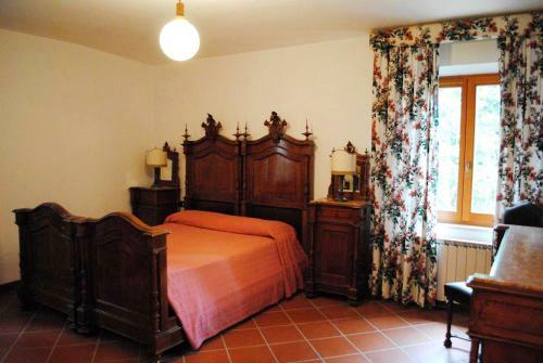 Vescovado Villa Sleeps 22 Pool Wifi