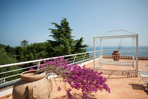 Sirenuse Villa Sleeps 8 Pool Air Con Wifi