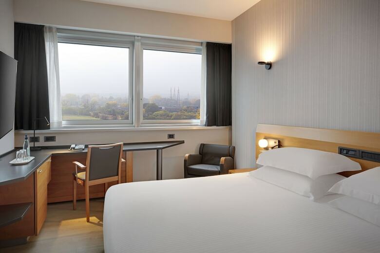 Hotel Crowne Plaza Milano Linate