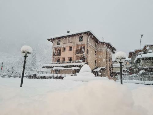 Hotel Ristorante Bucaneve