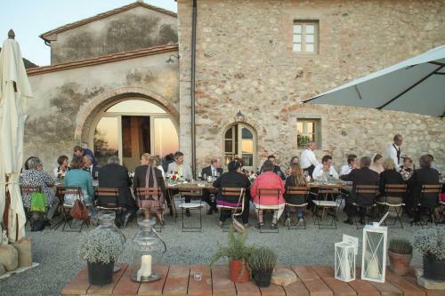 Ulignano Villa Sleeps 22 Pool Air Con Wifi