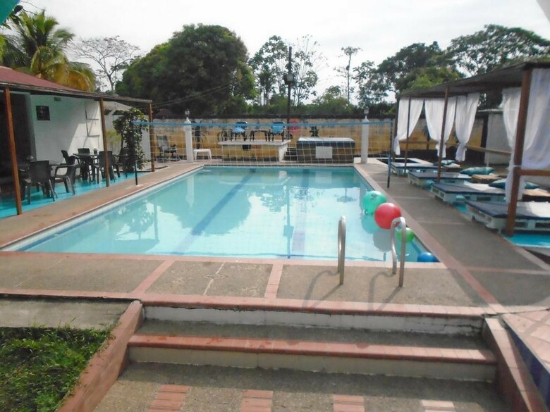 Llano Dorado Hotel Campestre