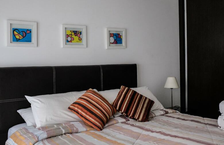 Apartamentos Arenales Suites