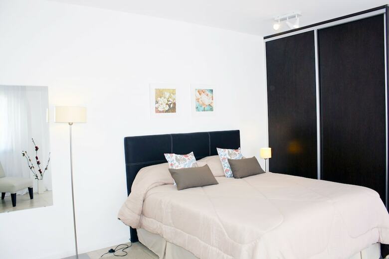 Apartamentos Arenales Suites