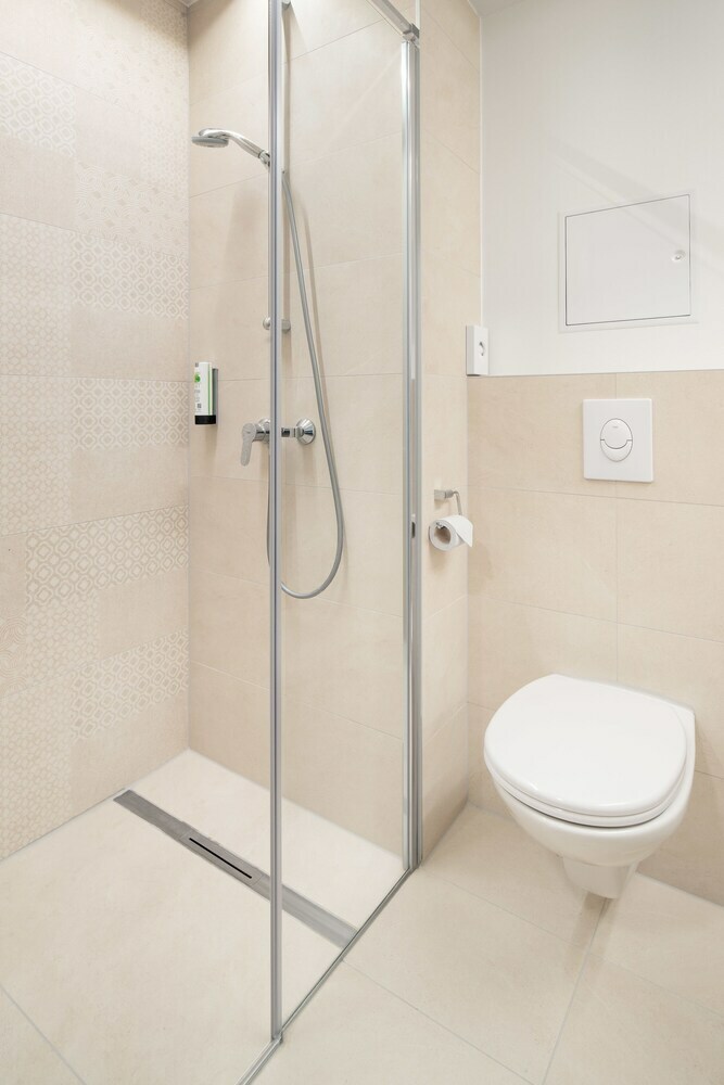 Mynext - Hotel Leo