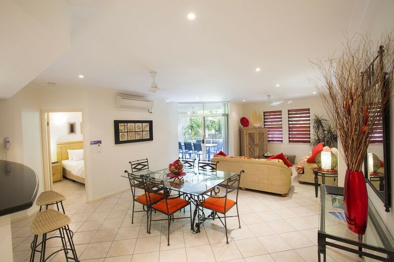 Apartamentos Oasis At Palm Cove