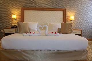 Momona Hotel