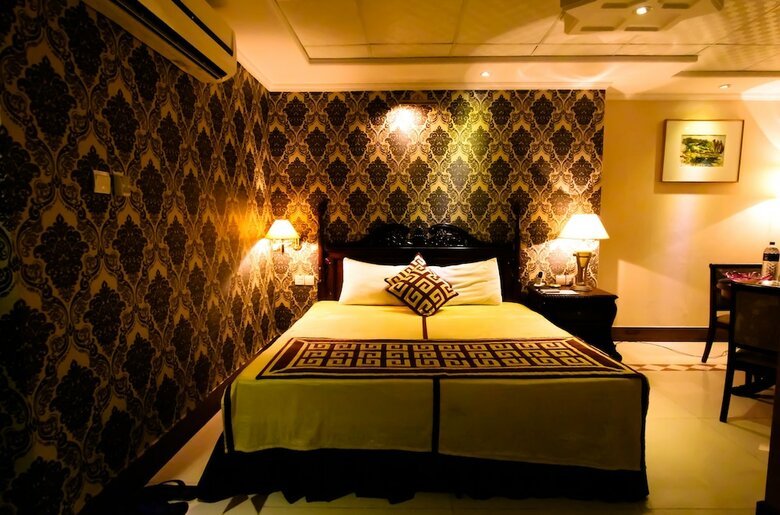 Hotel Sea Shell Ltd.