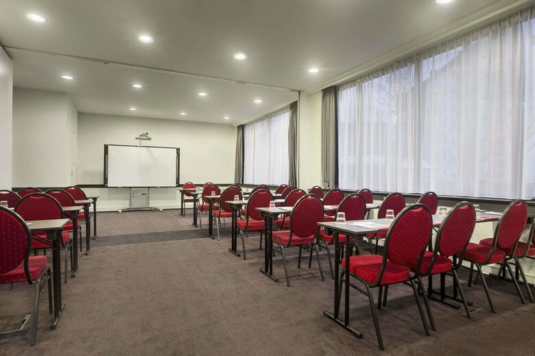 Hotel Ramada By Wyndham Brussels Woluwe