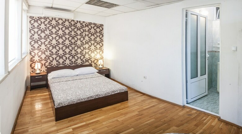 Hostal Galiani Guestrooms