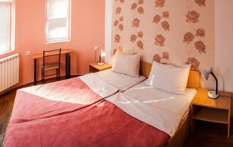Hostal Galiani Guestrooms