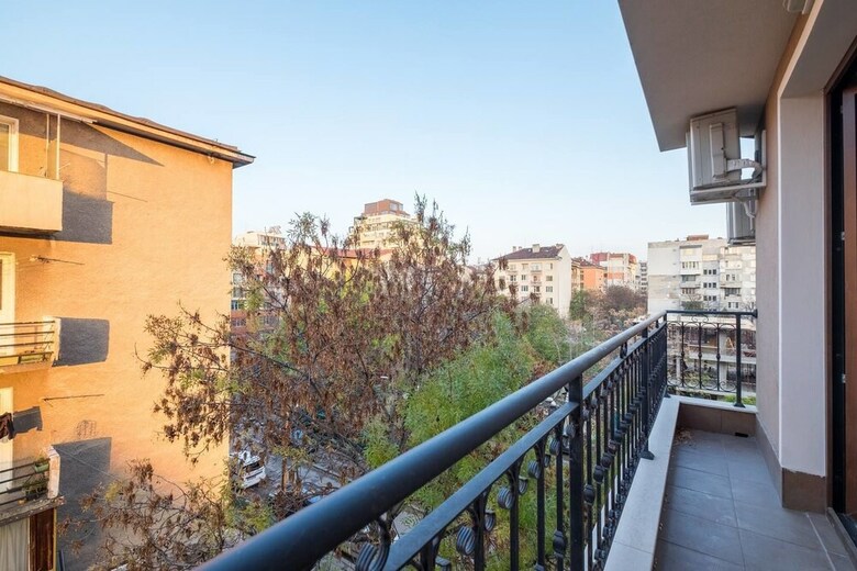 Fm Deluxe 1-bdr Apartment - M&m