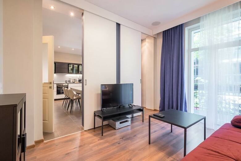 Fm Luxury 3-bdr Apartment - Sofia Dream Apartments