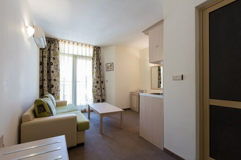 Aparthotel One Bedroom Apartment With Balcony