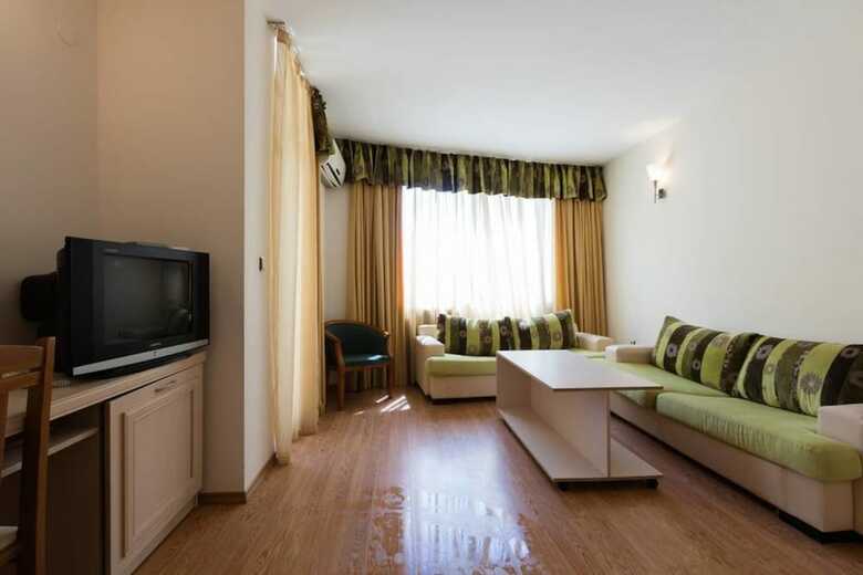 Aparthotel One Bedroom Apartment With Balcony