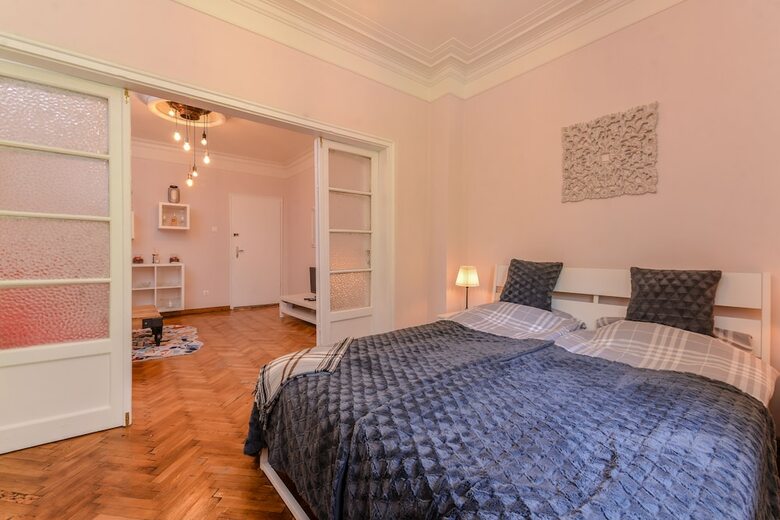 Fm Deluxe 2-bdr Apartment - La La Land