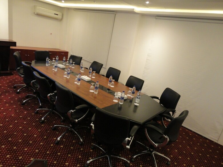 Al Andalus Plaza Hotel