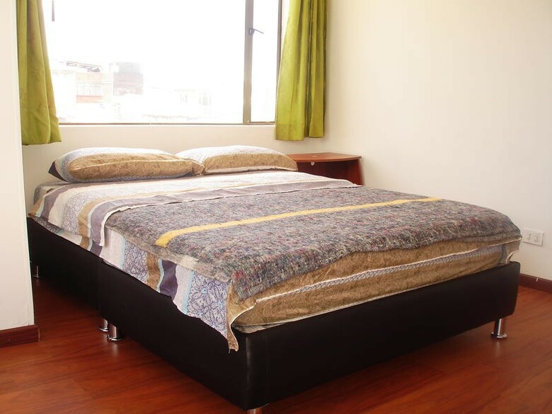 Hostal North House