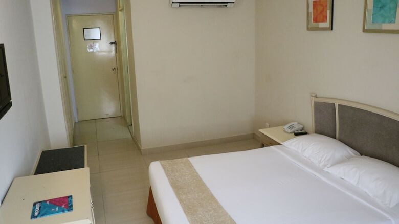 Legallery Suites Hotel