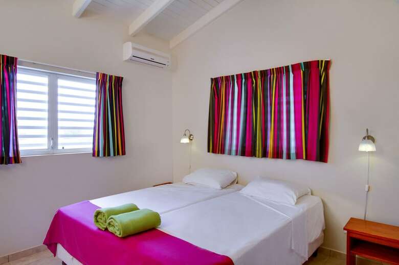Hamlet Oasis Resort